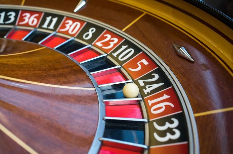Обзор сайта Bollywood Casino: игры, преимущества, мобильная игра и общее впечатление